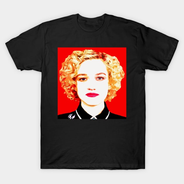 julia garner T-Shirt by oryan80